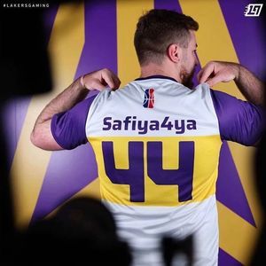 Meet your Posher, Shane